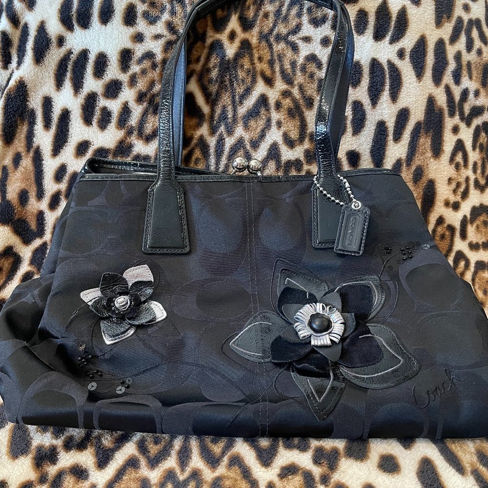 Coach Kisslock Floral Applique Shoulder Bag